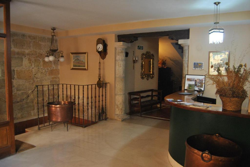 La Posada De Кастрохерис Екстериор снимка